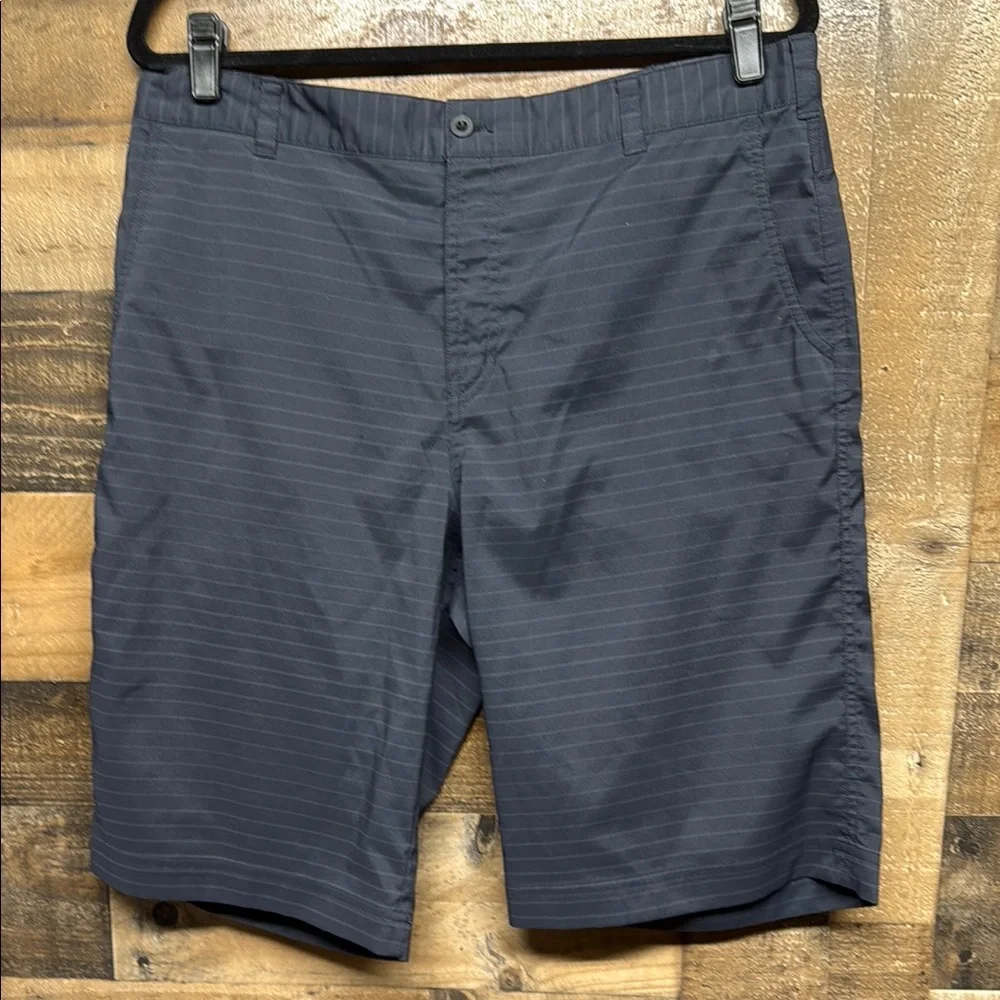 Nike‎ Dri Fit Black with Gray Stripe Golf Shorts Men's Size 34